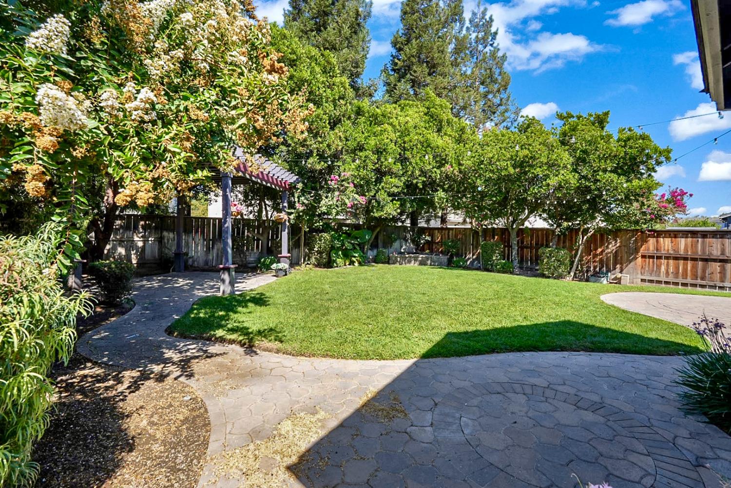 2485 Paseo Del Sol, Turlock, CA 95382