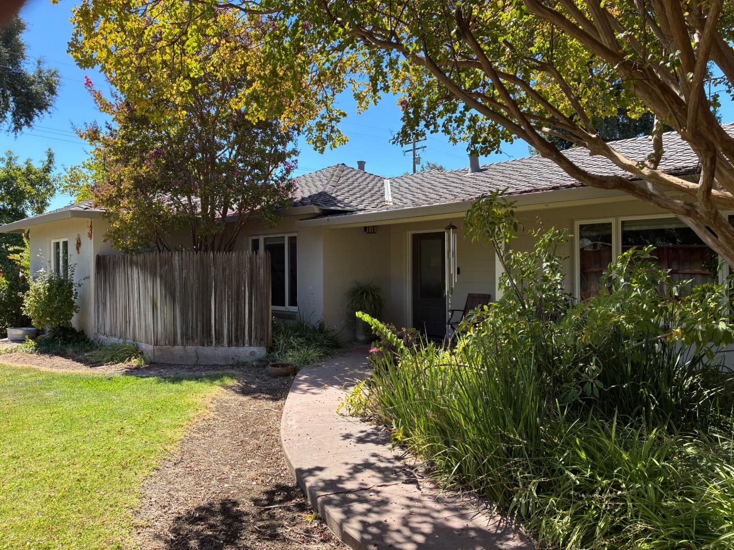 1217 Rose Ave, Modesto, CA 95355