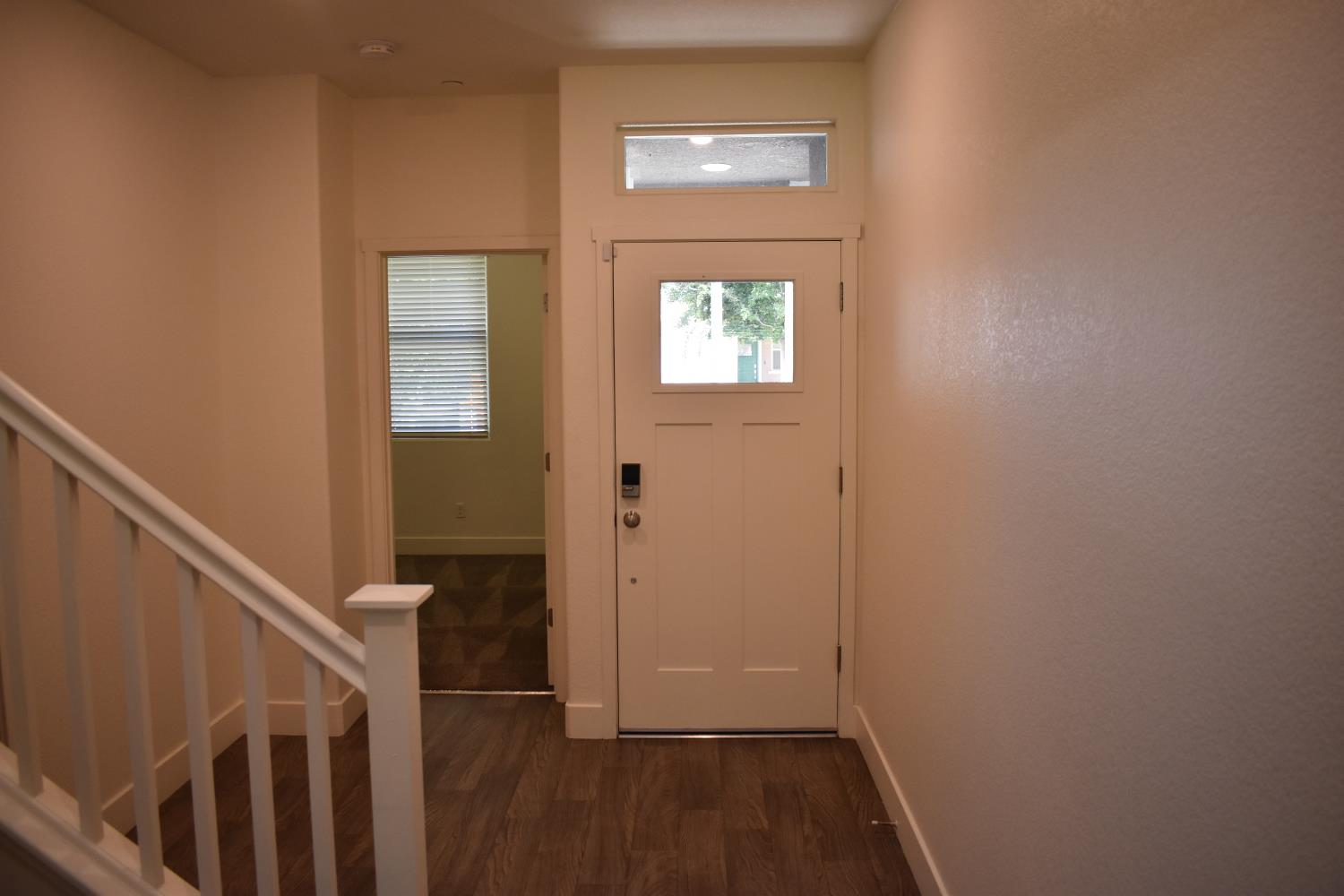 2382 Explorador Dr, Merced, CA 95340
