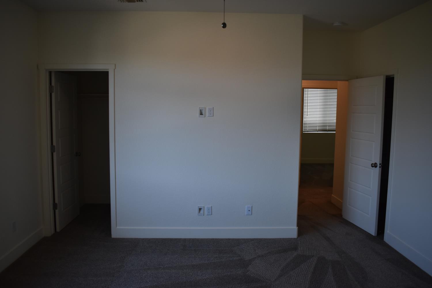2382 Explorador Dr, Merced, CA 95340