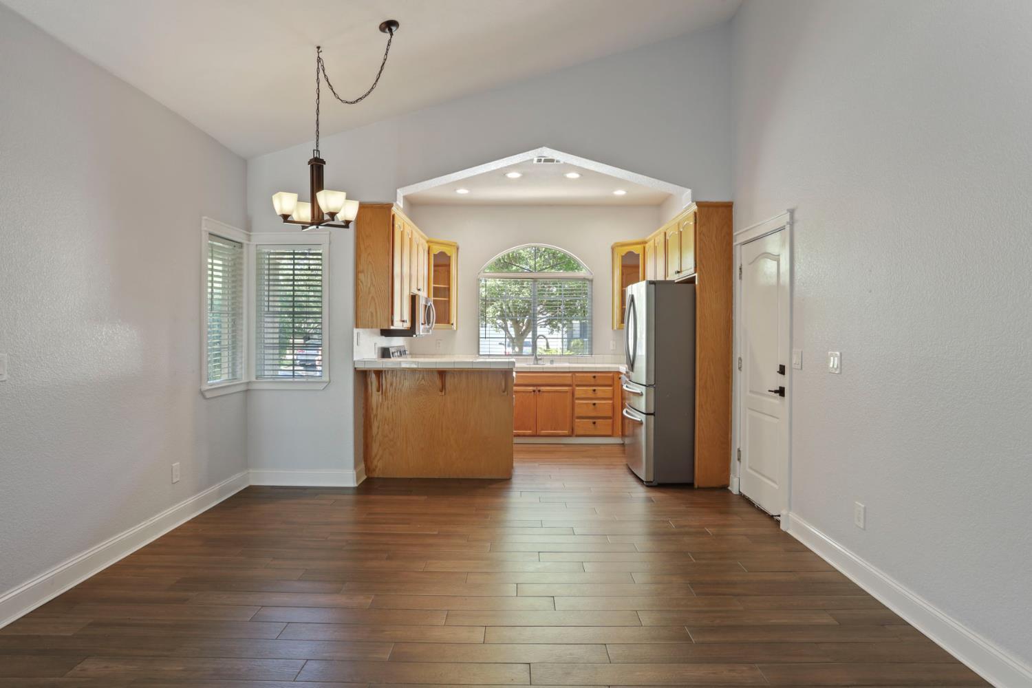 1022 Kirksey Dr, Turlock, CA 95382