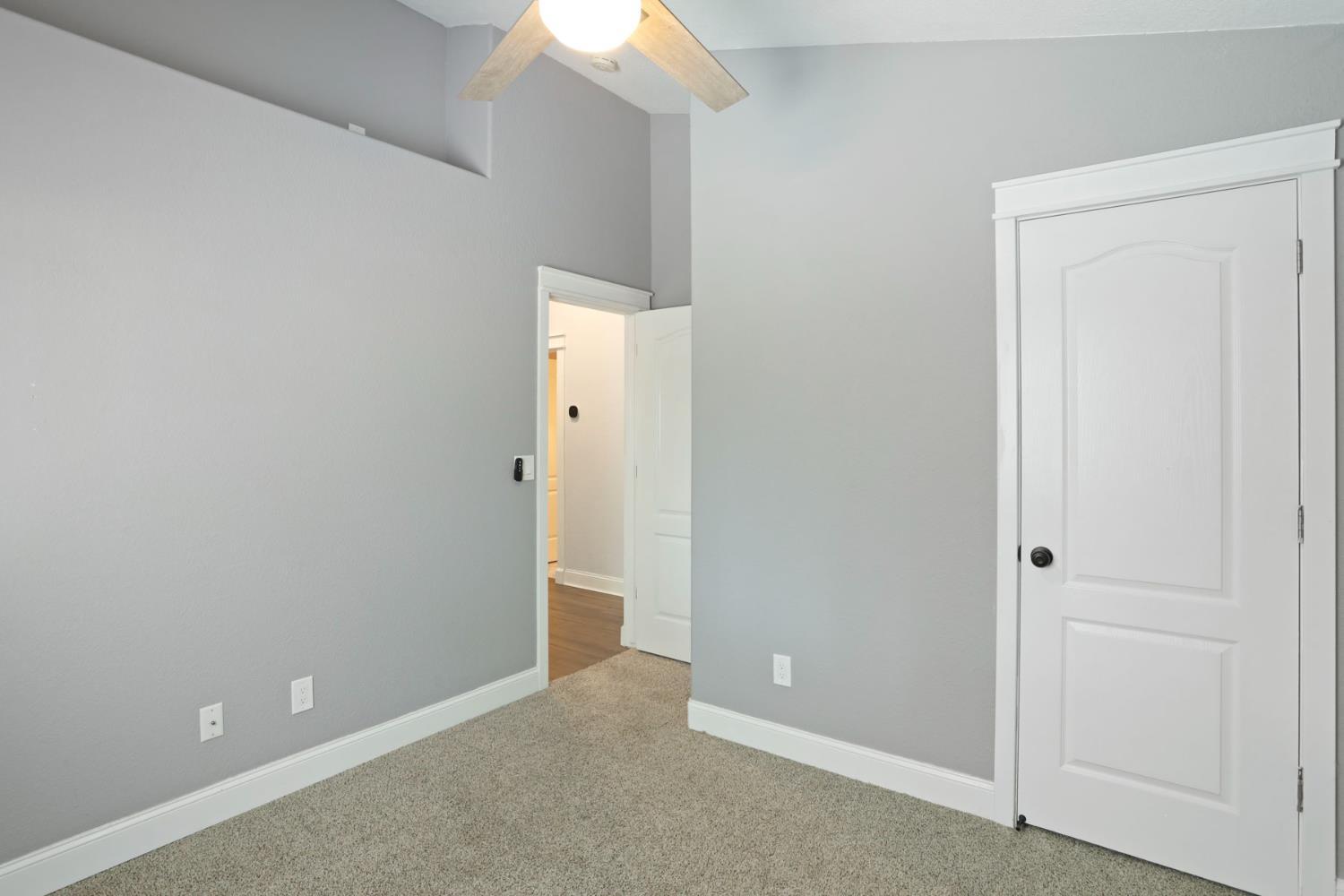 1022 Kirksey Dr, Turlock, CA 95382