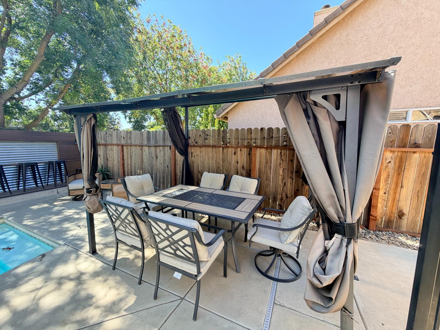 1022 Kirksey Dr, Turlock, CA 95382