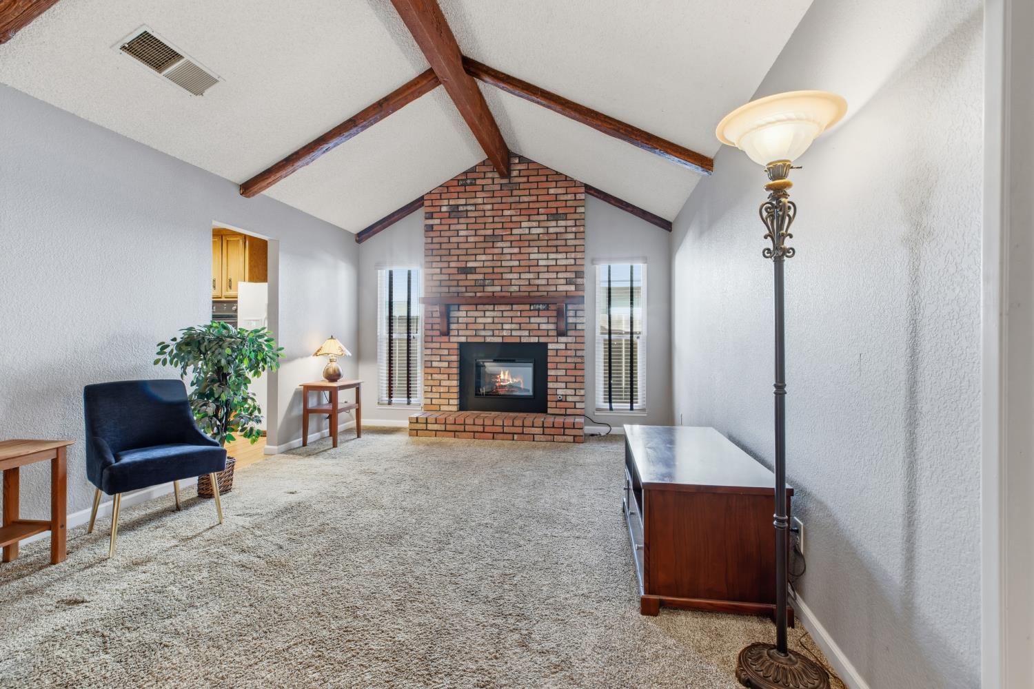 3409 Wild Palms Dr, Modesto, CA 95355