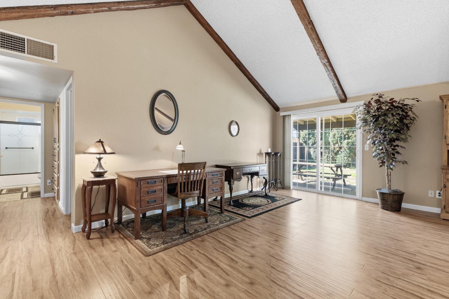 3409 Wild Palms Dr, Modesto, CA 95355