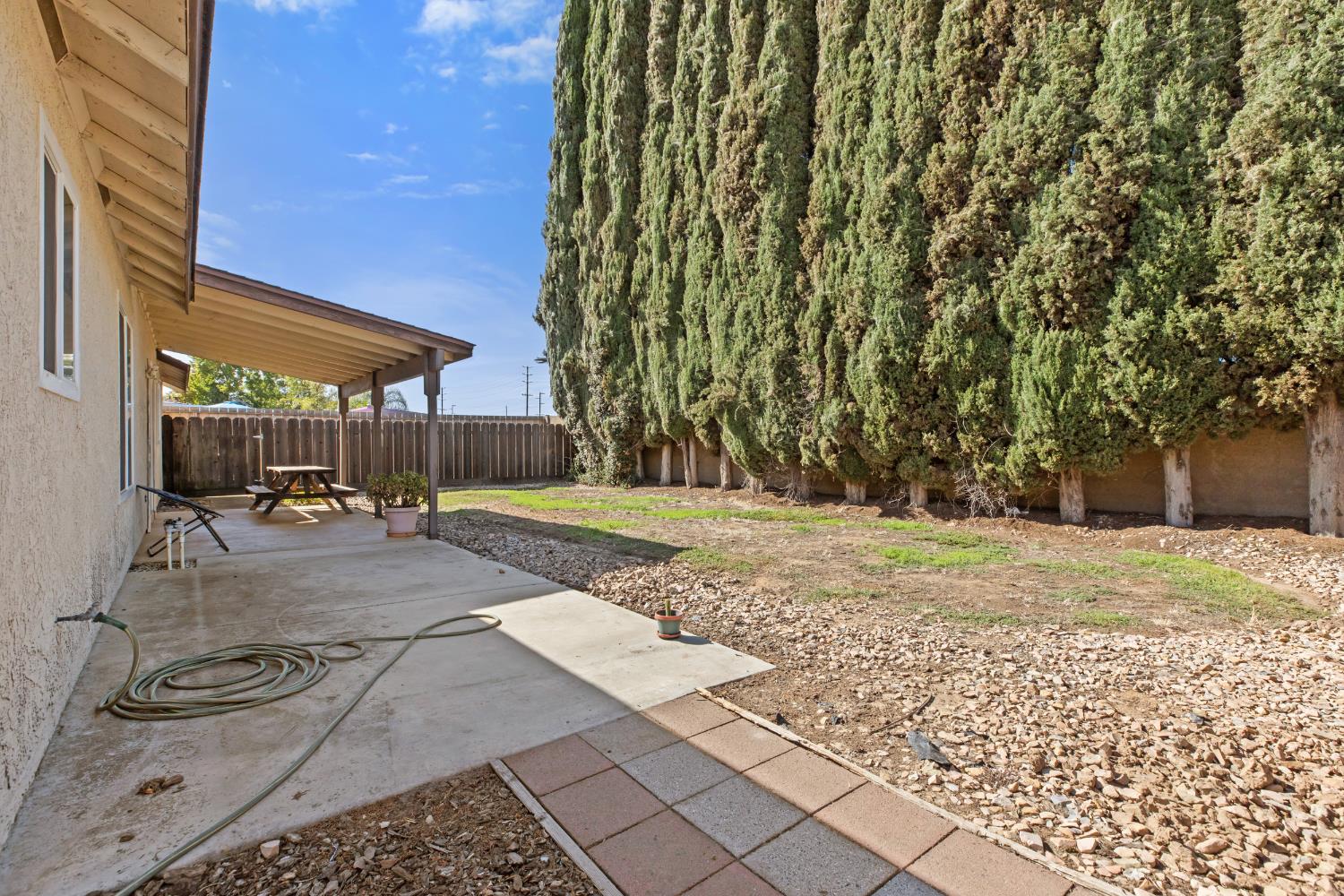 3409 Wild Palms Dr, Modesto, CA 95355
