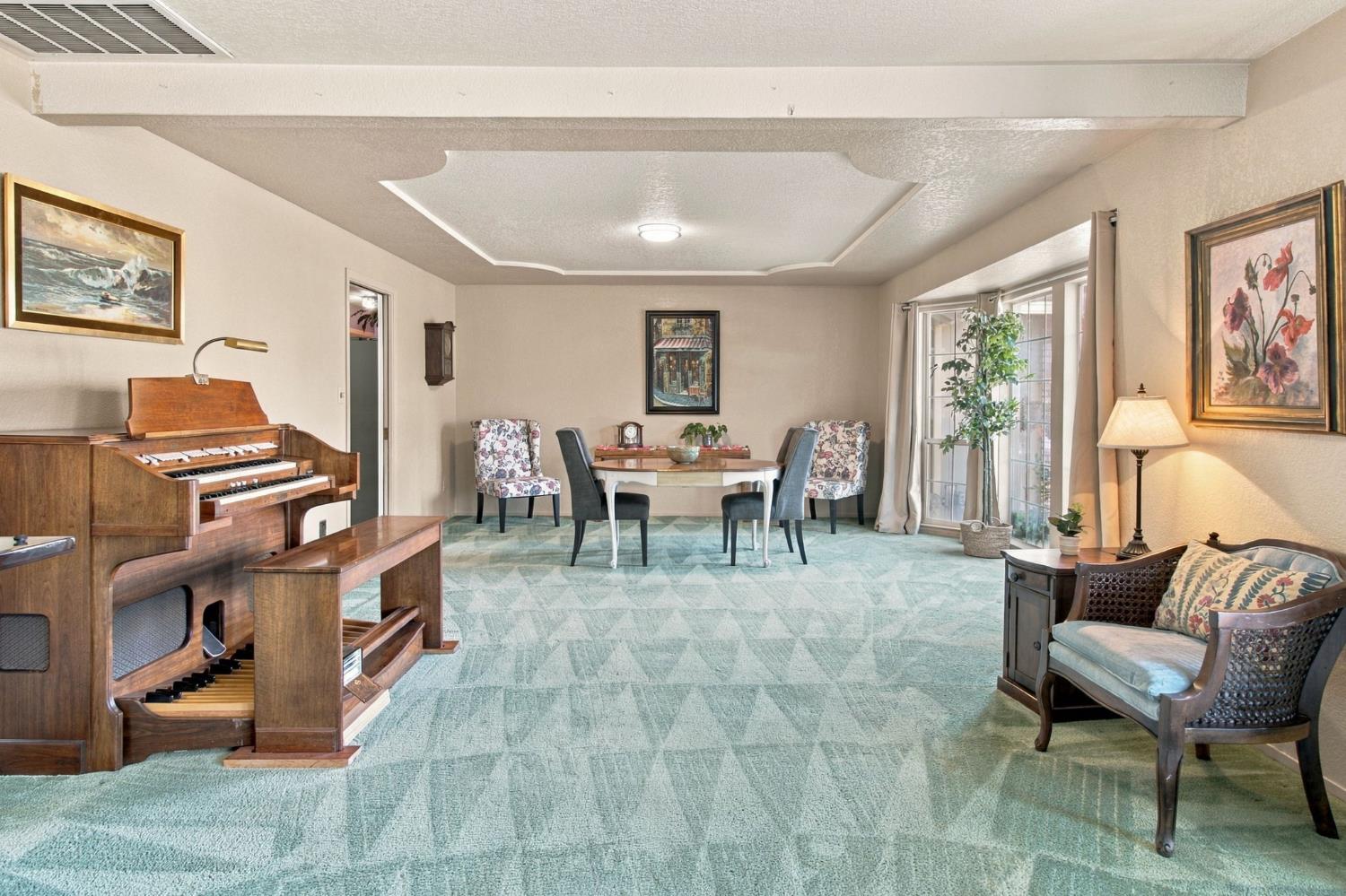 2316 Glasgow, Ceres, CA 95307
