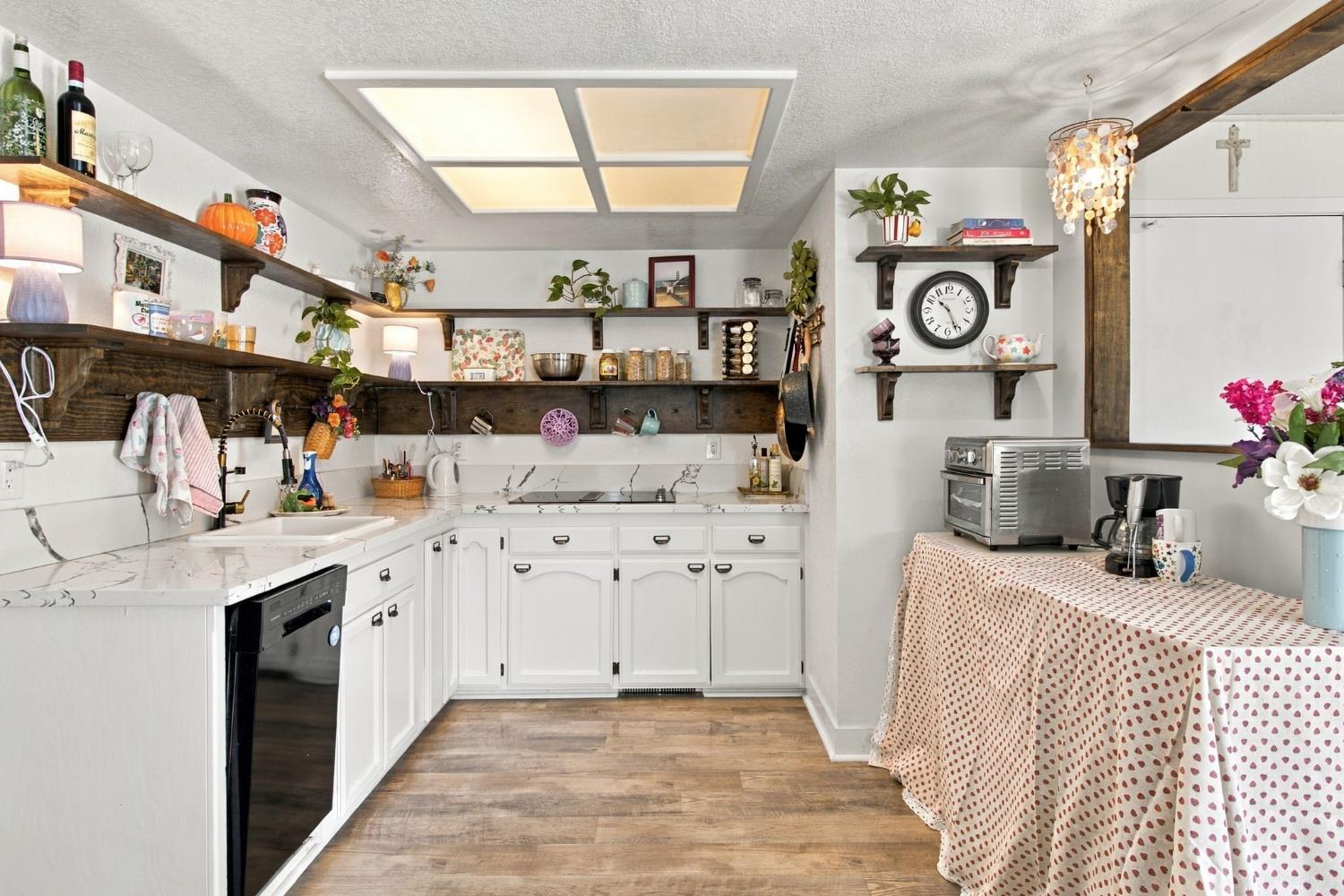 2316 Glasgow, Ceres, CA 95307