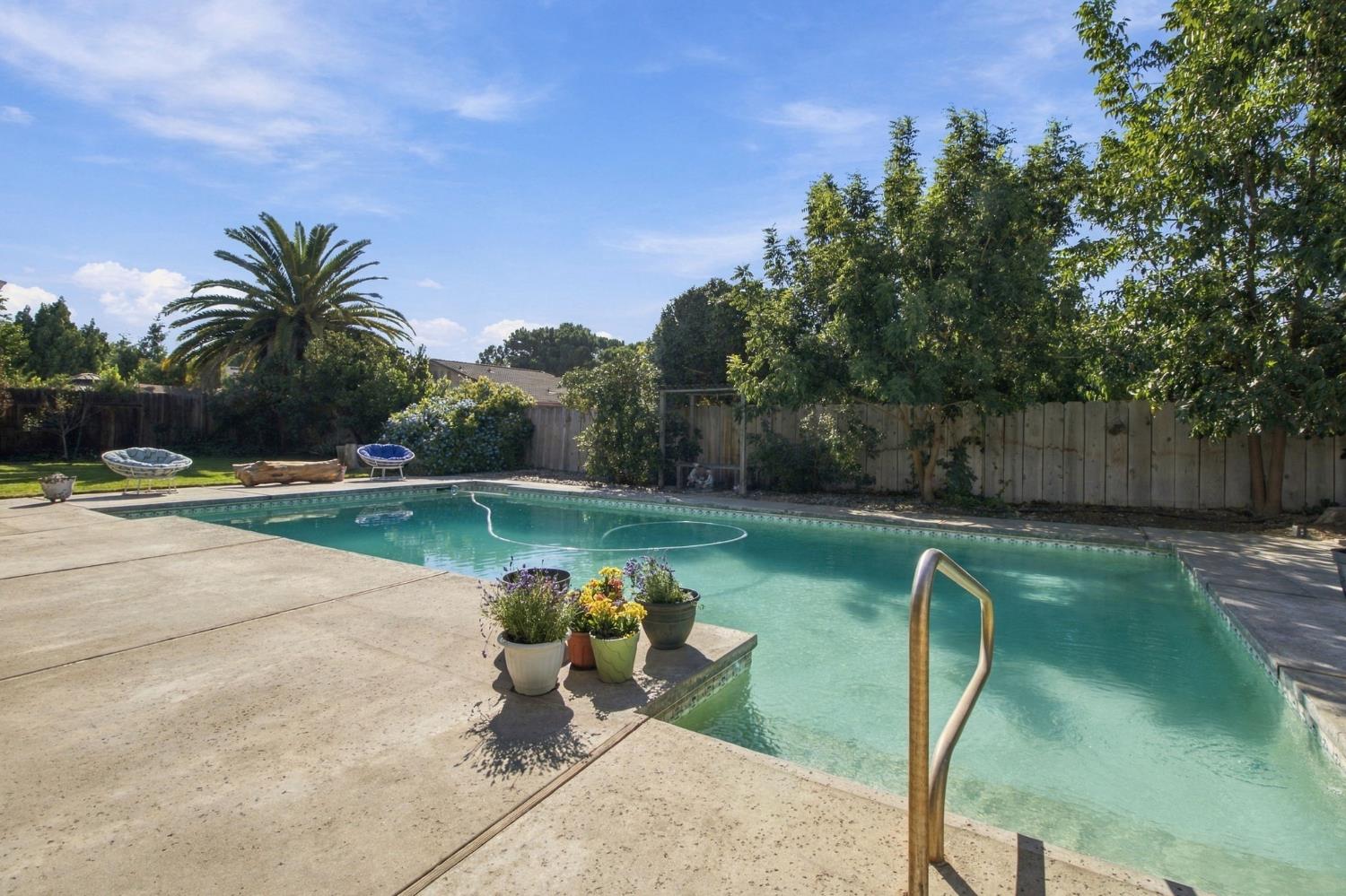2316 Glasgow, Ceres, CA 95307