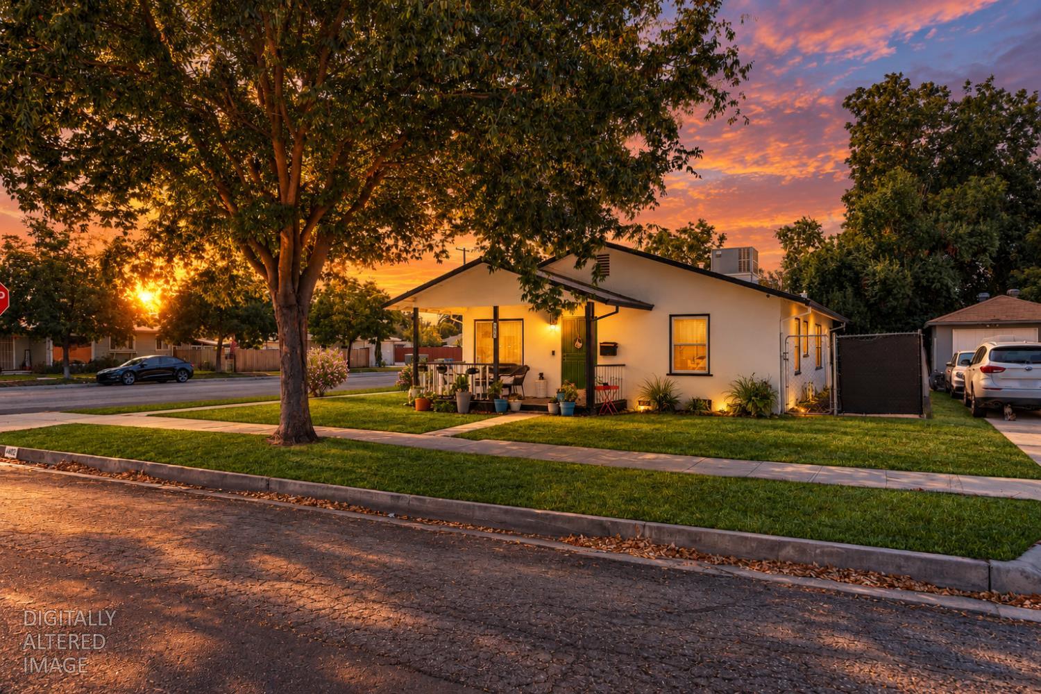 1402 W 22nd St, Merced, CA 95340