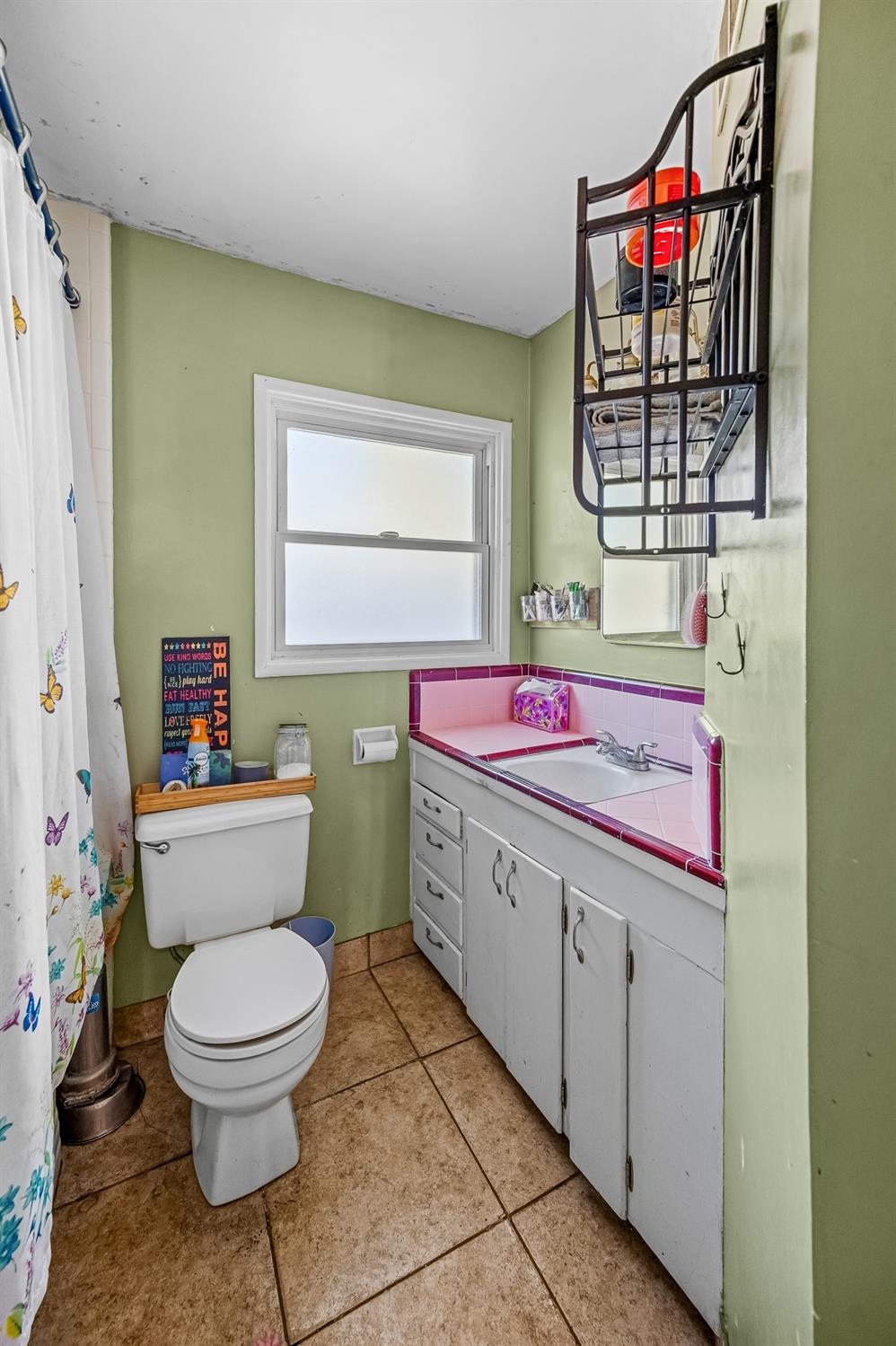 1402 W 22nd St, Merced, CA 95340