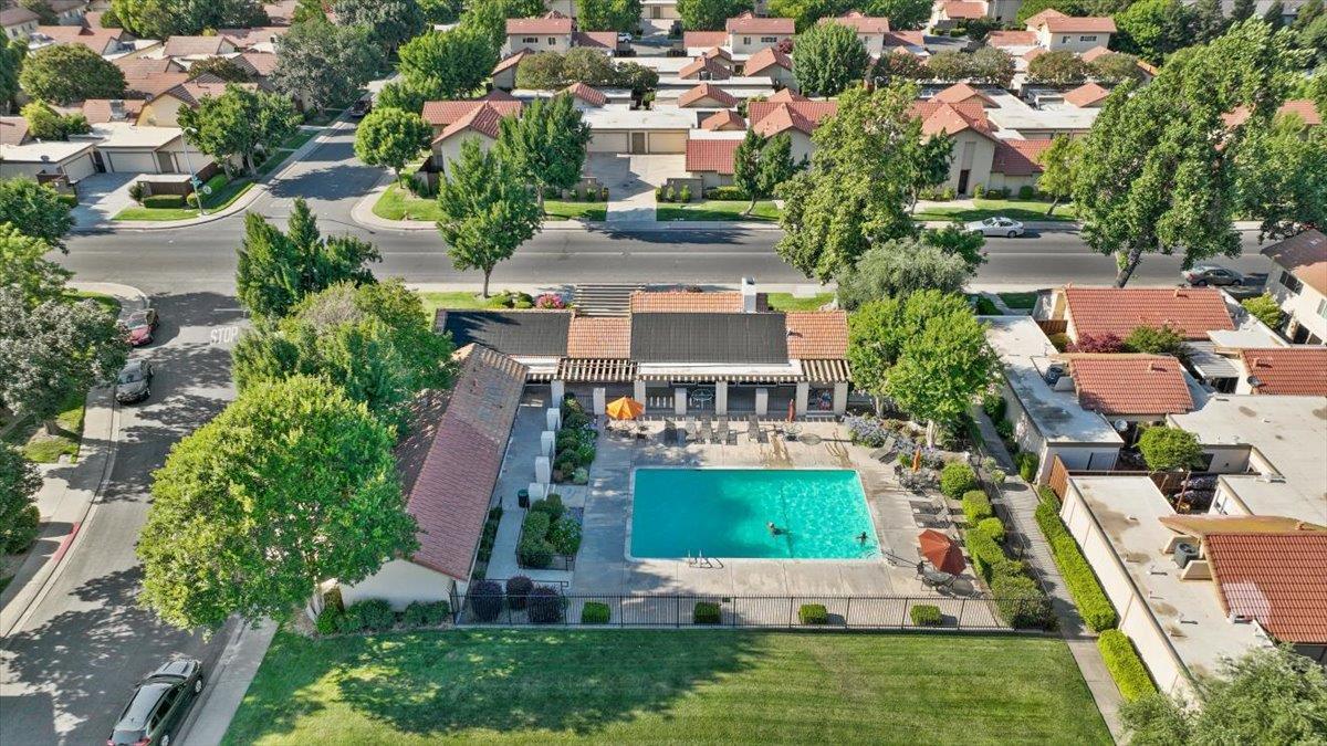 937 Claremont Ct, Modesto, CA 95356
