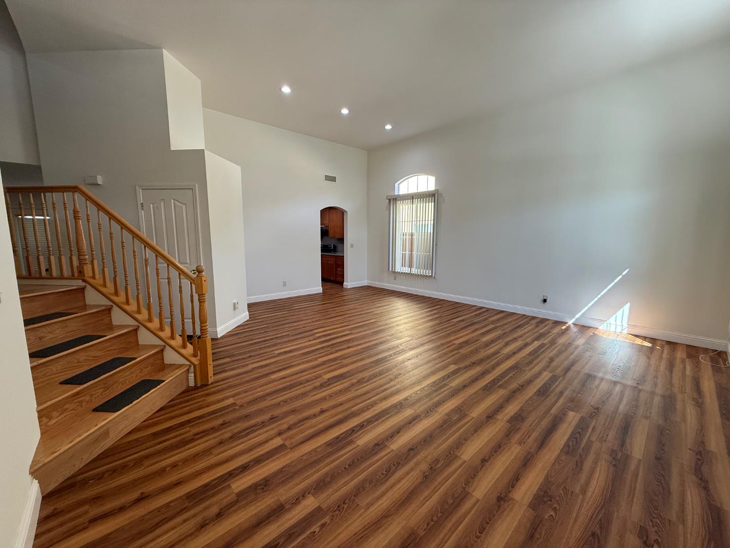 1068 Sandra St, Los Banos, CA 93635