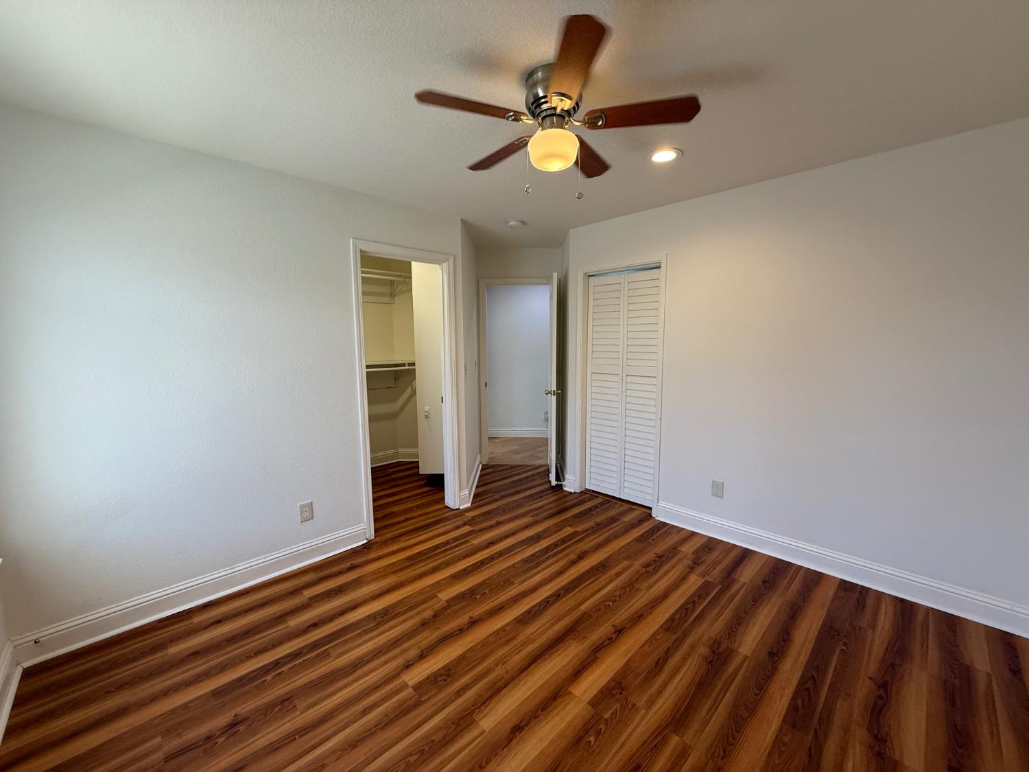 1068 Sandra St, Los Banos, CA 93635