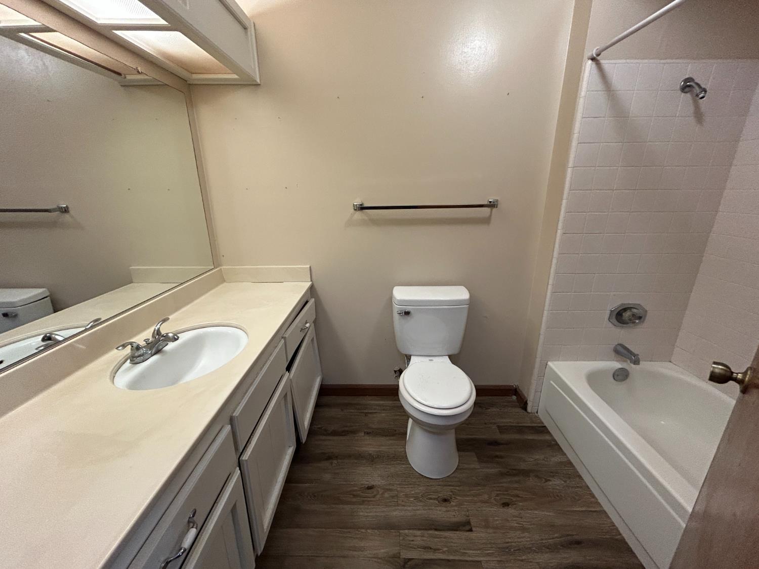 101 Manzanita Dr, Atwater, CA 95301