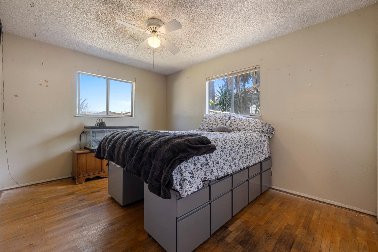 800 Frank Ct, Manteca, CA 95336