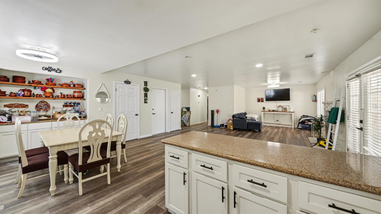 2914 Winners Cir, Atwater, CA 95301