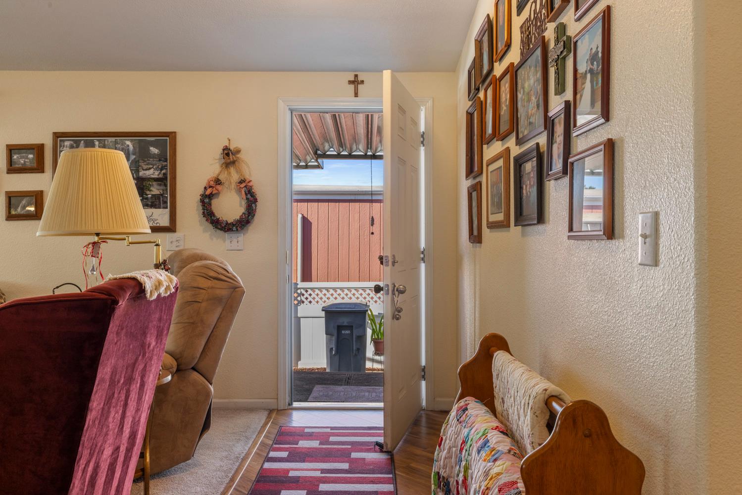 900 Old Stockton Road #302, Oakdale, CA 95361