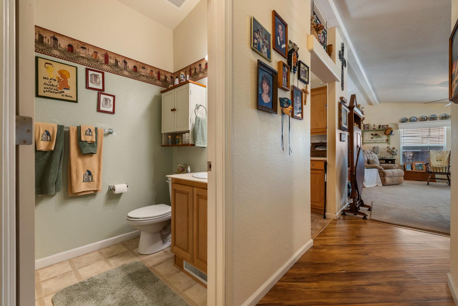 900 Old Stockton Road #302, Oakdale, CA 95361