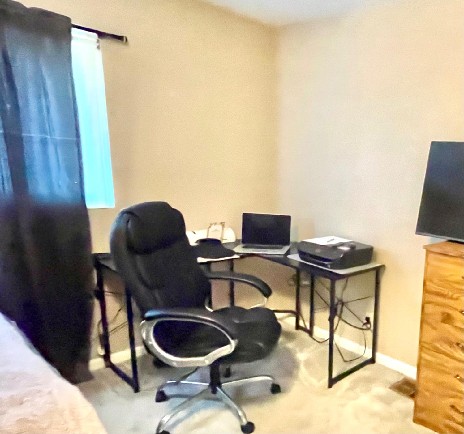1740 N Berkeley Ave, Turlock, CA 95382
