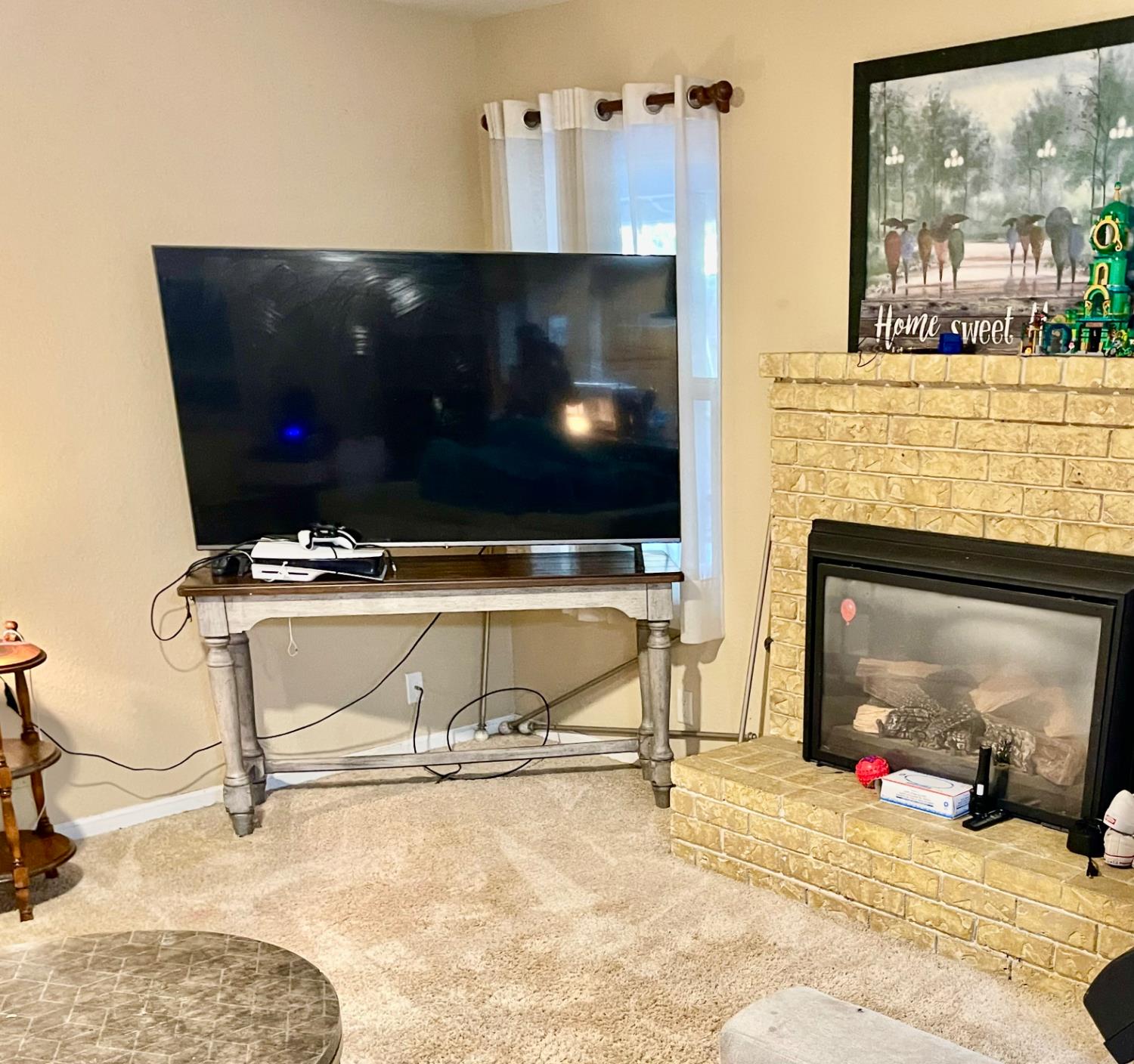 1740 N Berkeley Ave, Turlock, CA 95382