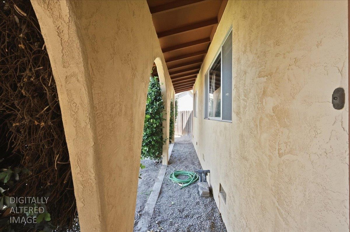 264 Dana Ct, Manteca, CA 95336