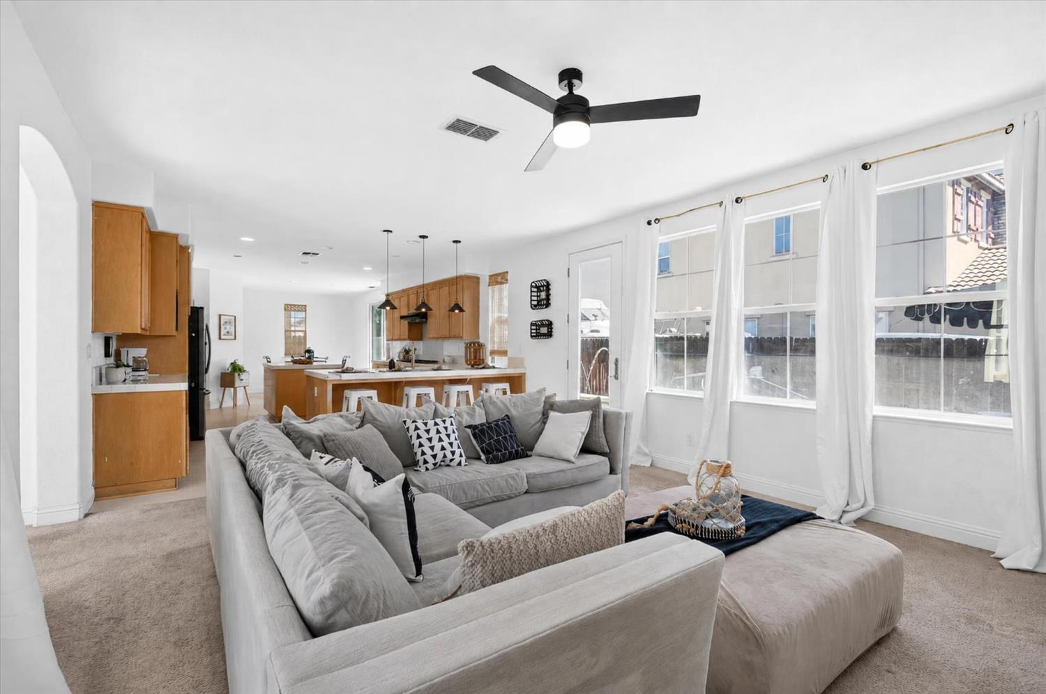 500 Henley Pkwy, Patterson, CA 95363