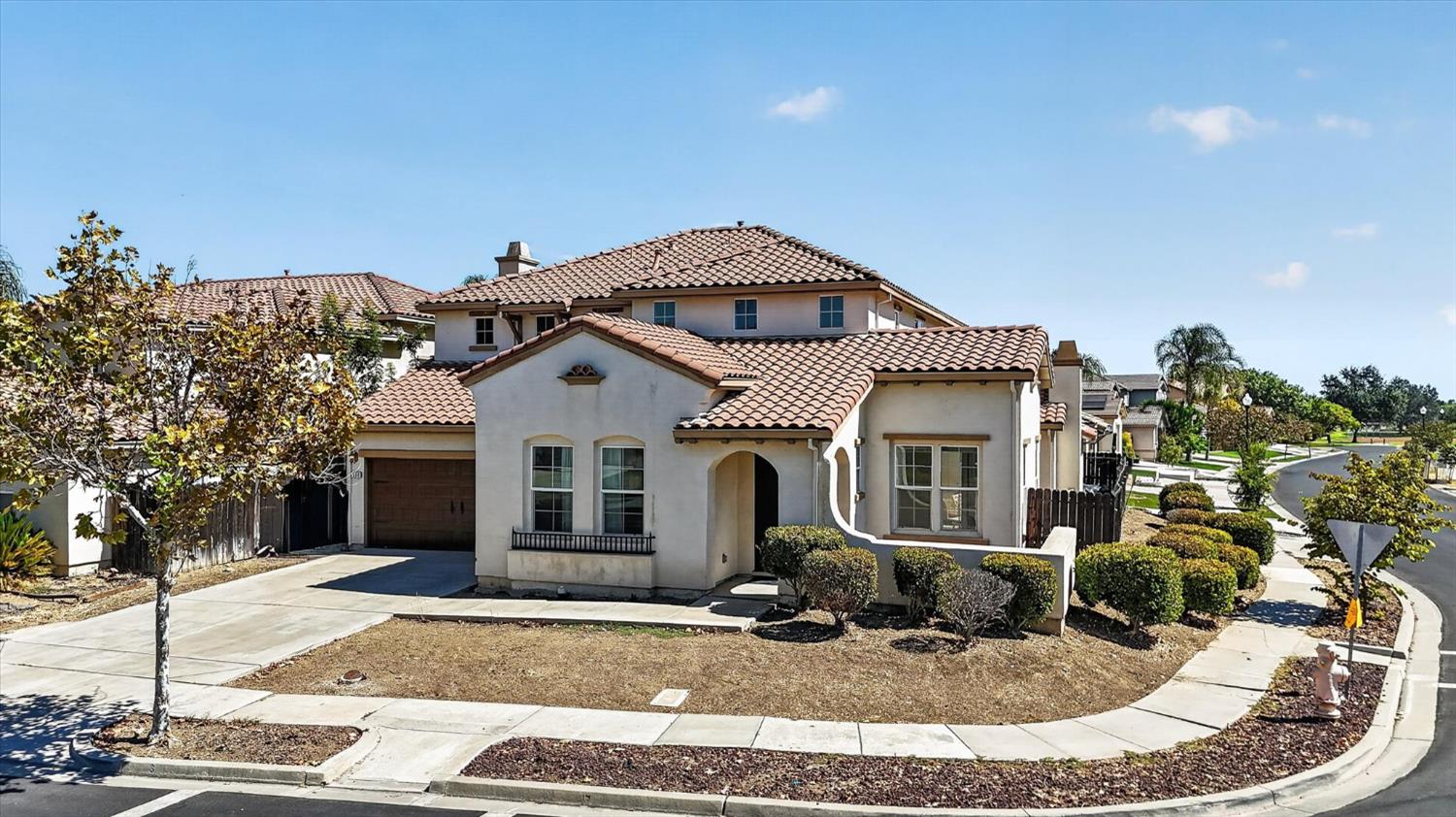 500 Henley Pkwy, Patterson, CA 95363