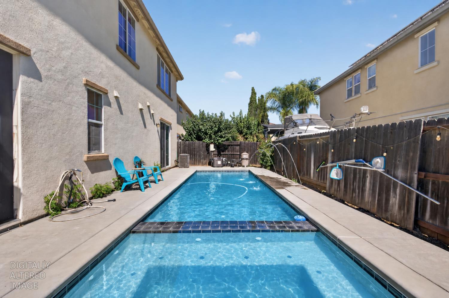 500 Henley Pkwy, Patterson, CA 95363