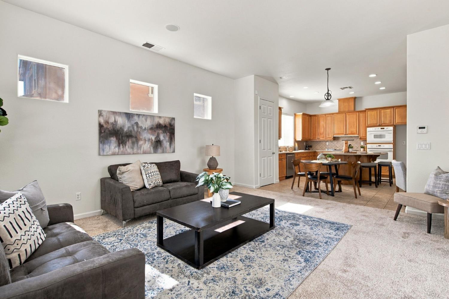 2217 Hearth Dr, Manteca, CA 95337