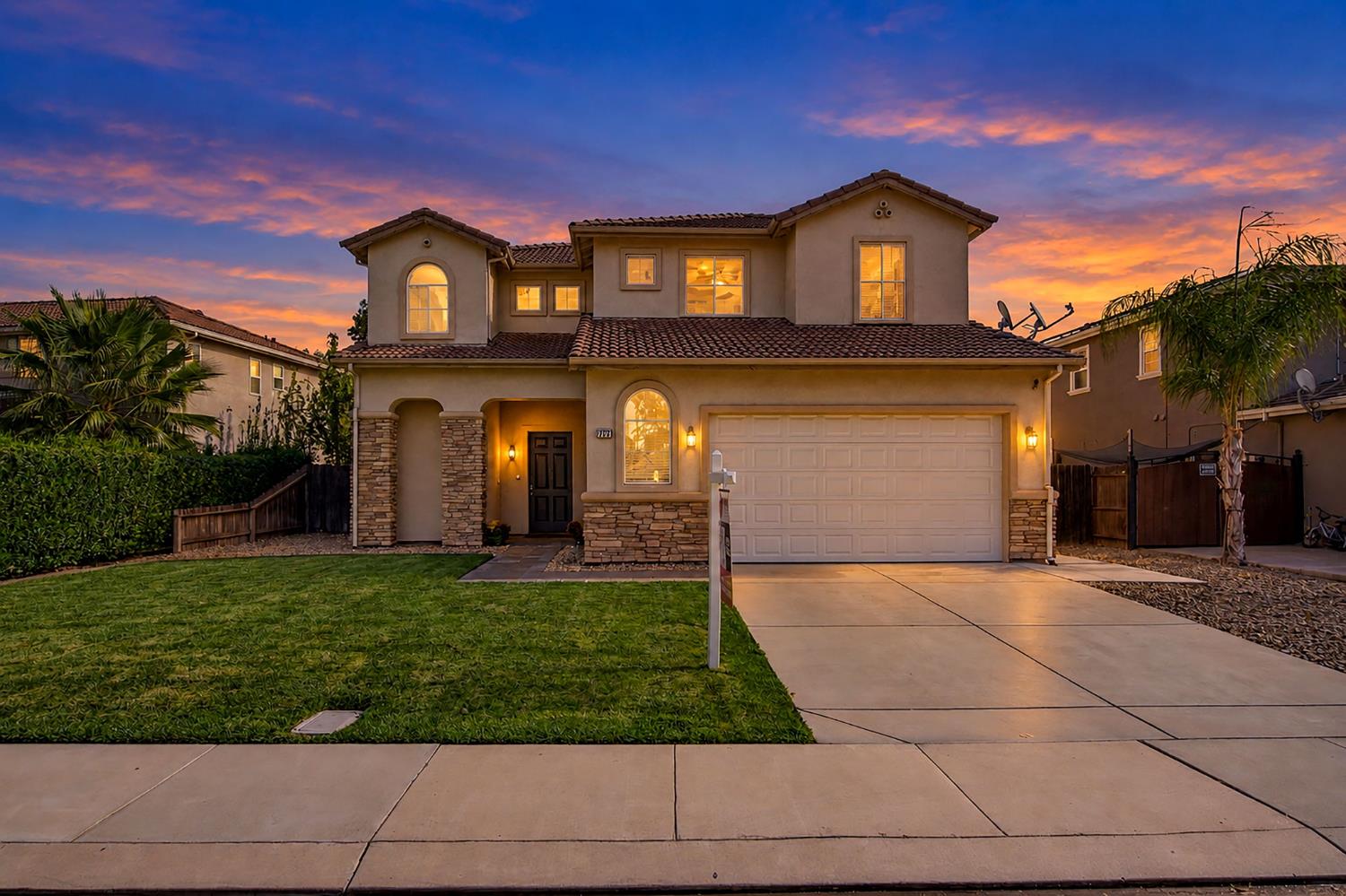 2217 Hearth Dr, Manteca, CA 95337