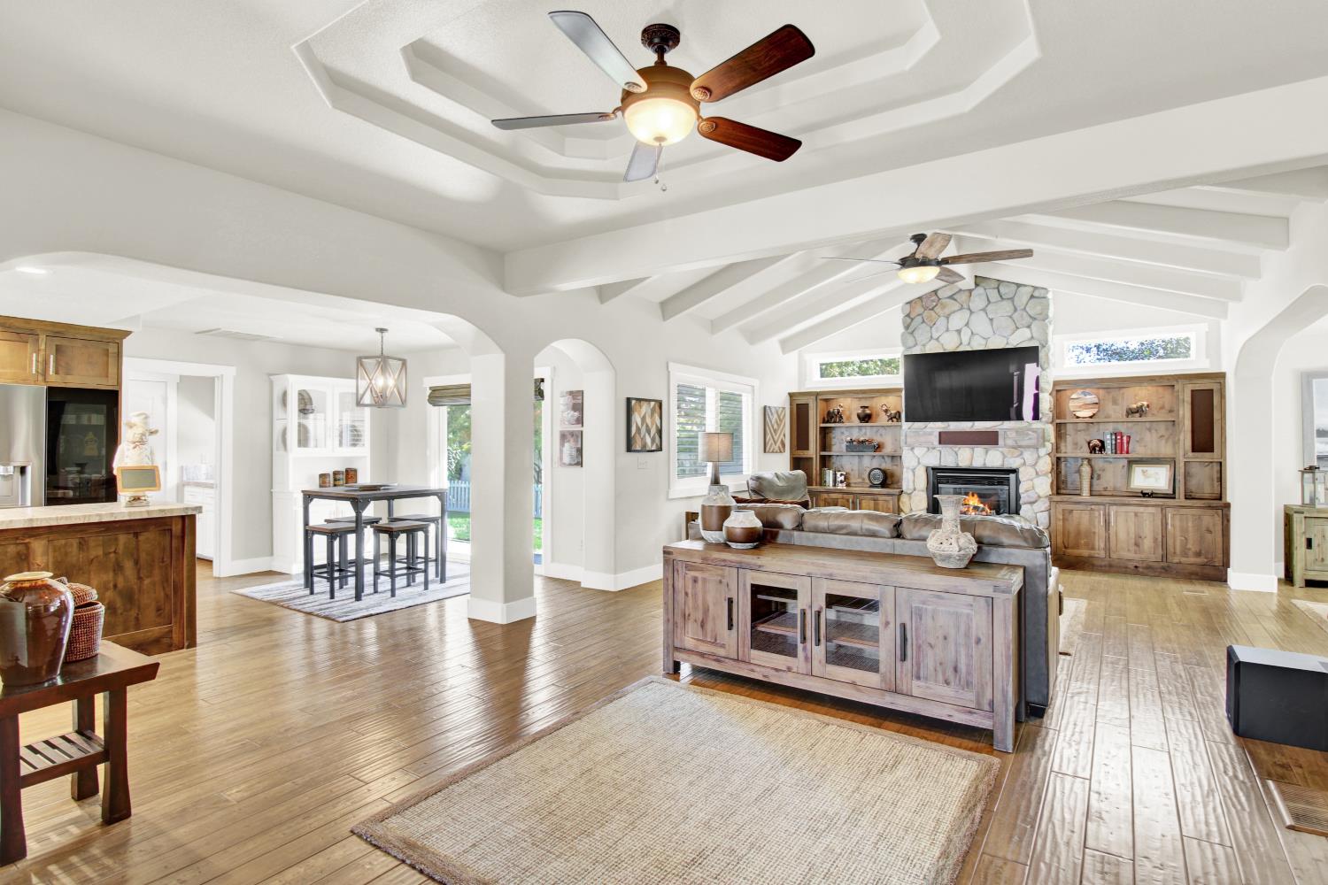 11000 Mallard Ct, Oakdale, CA 95361