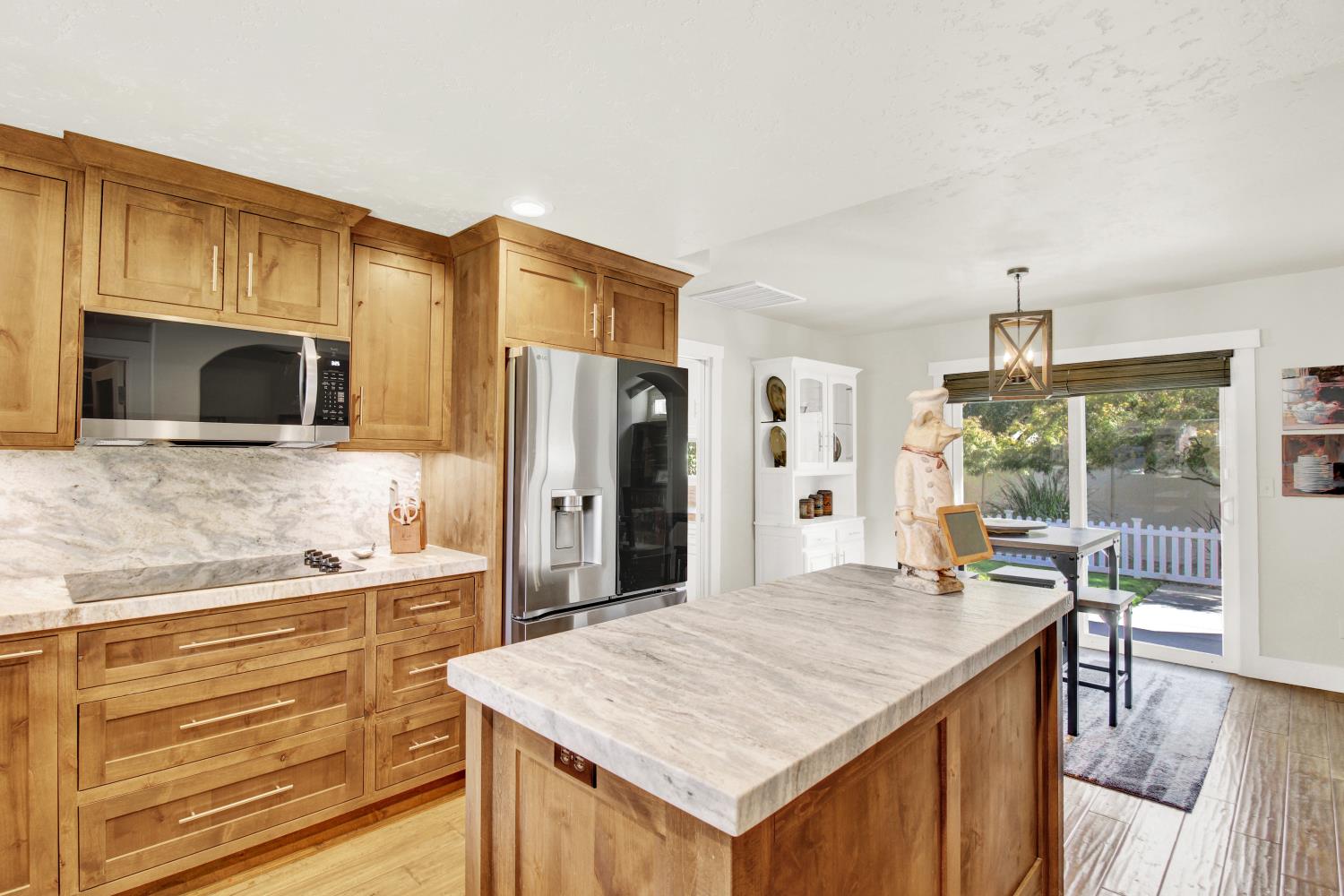 11000 Mallard Ct, Oakdale, CA 95361
