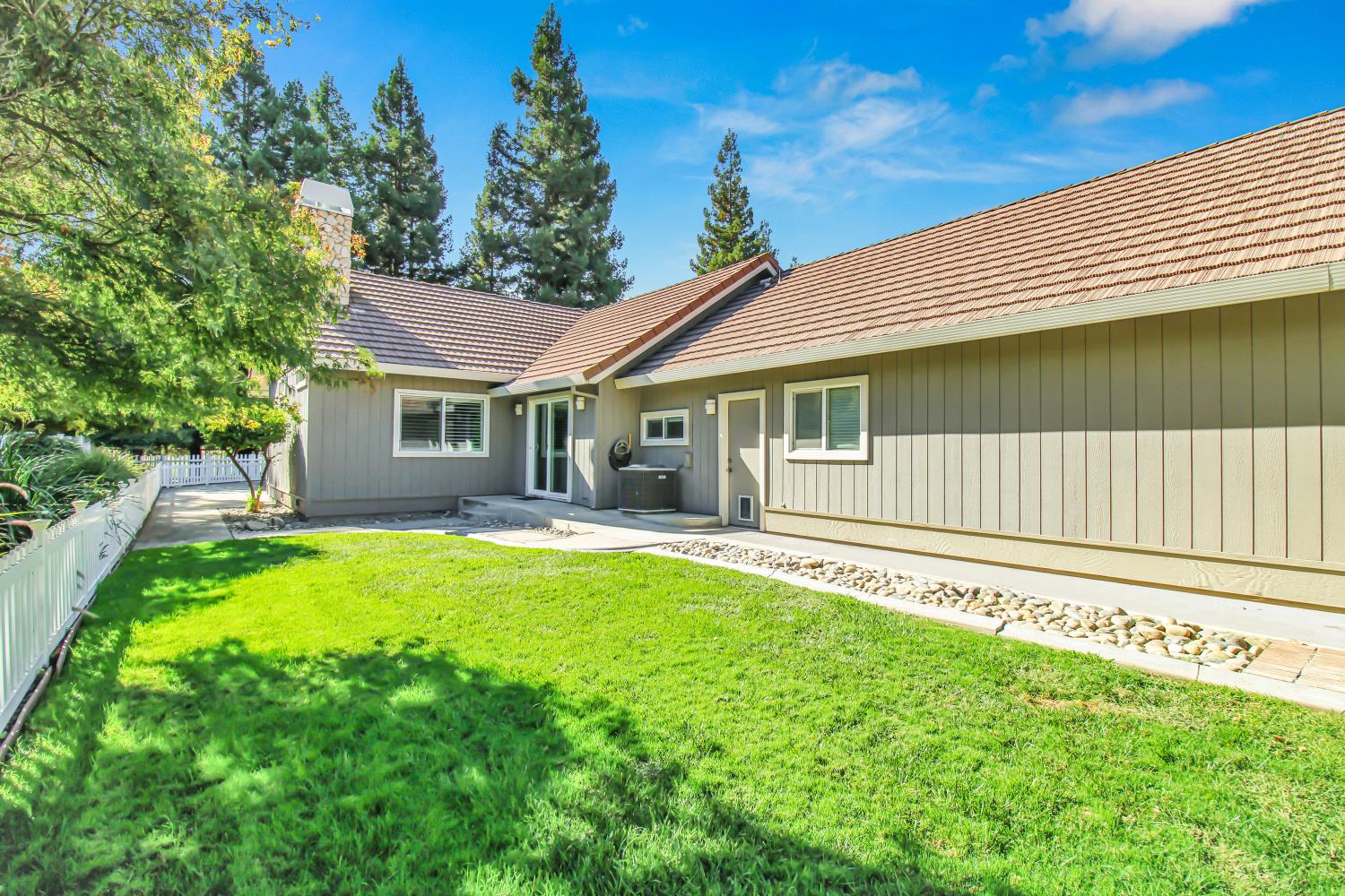 11000 Mallard Ct, Oakdale, CA 95361