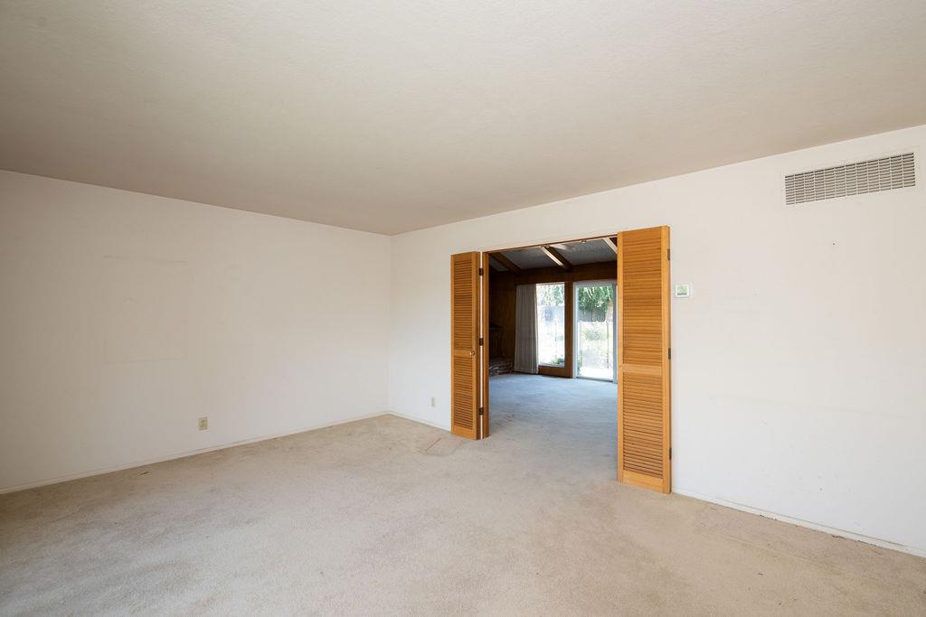 2601 Tioga, Oakdale, CA 95361