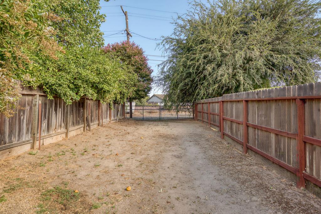 2601 Tioga, Oakdale, CA 95361