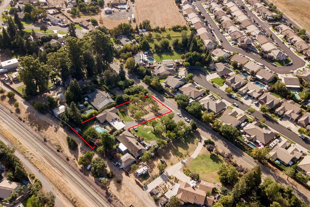 2601 Tioga, Oakdale, CA 95361