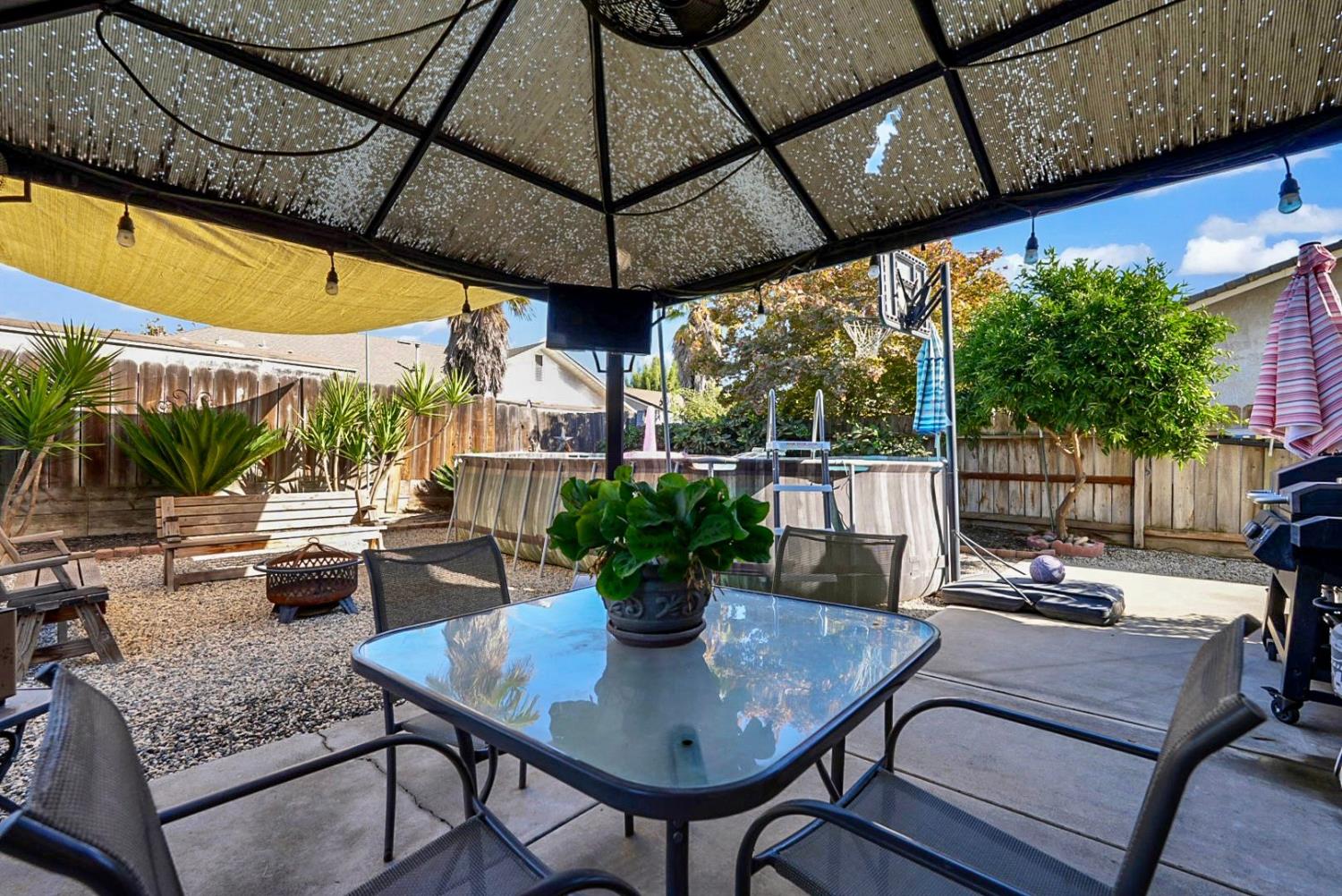 73 S Obsidian Dr, Oakdale, CA 95361
