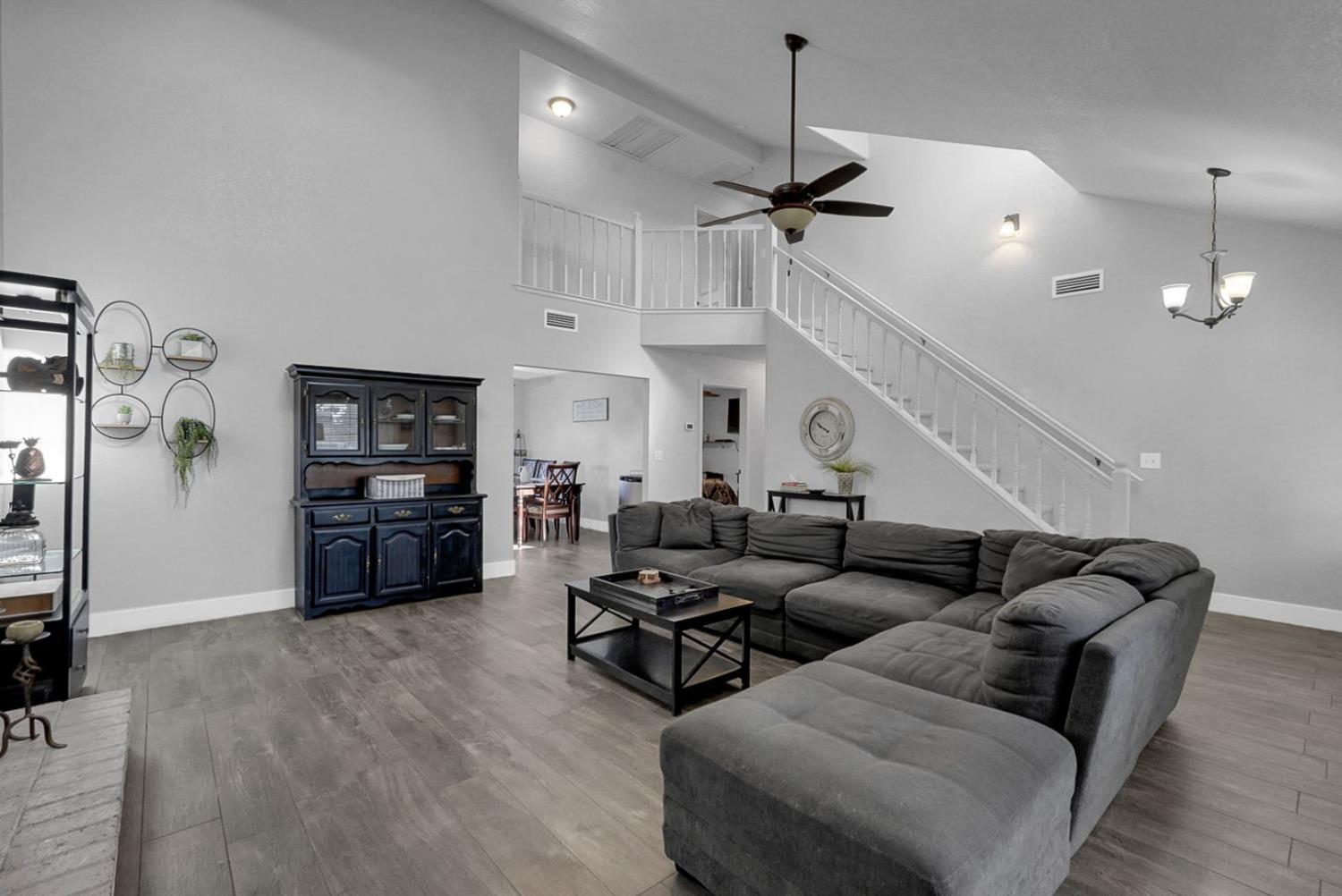 73 S Obsidian Dr, Oakdale, CA 95361
