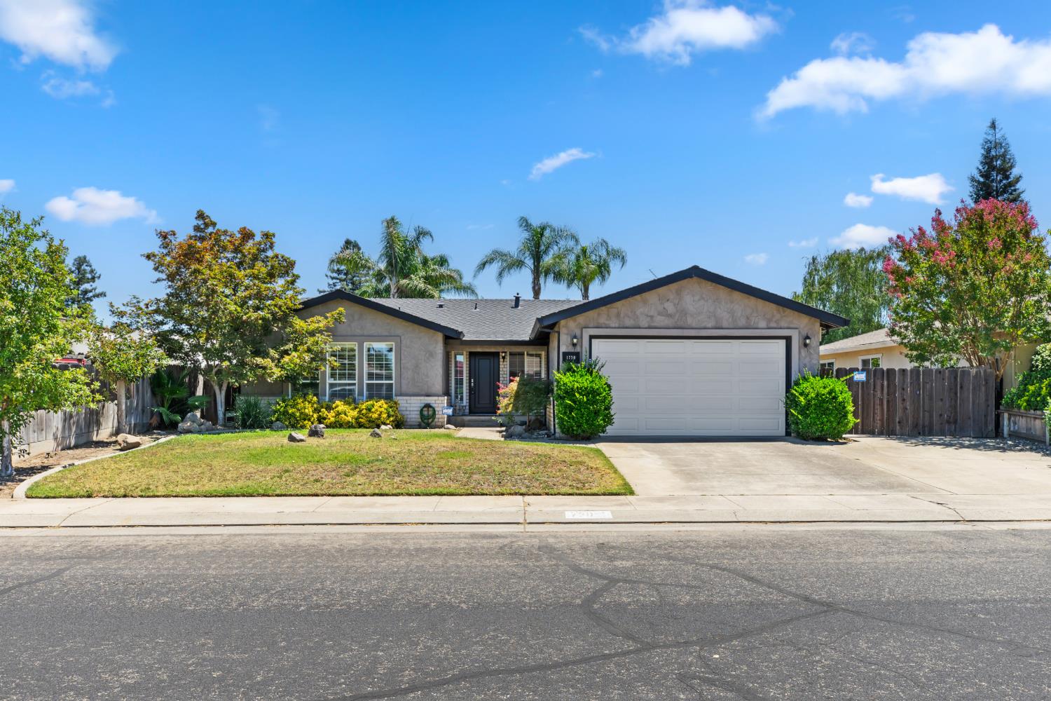 1730 Colombard Ct, Escalon, CA 95320