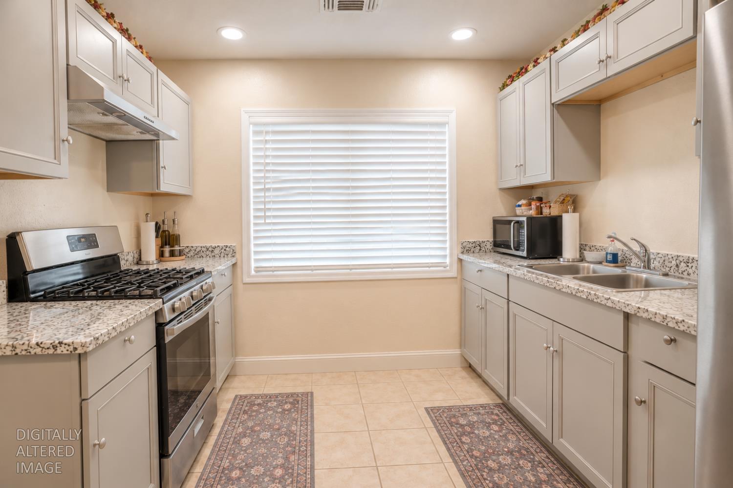1645 Rose Ave, Merced, CA 95341