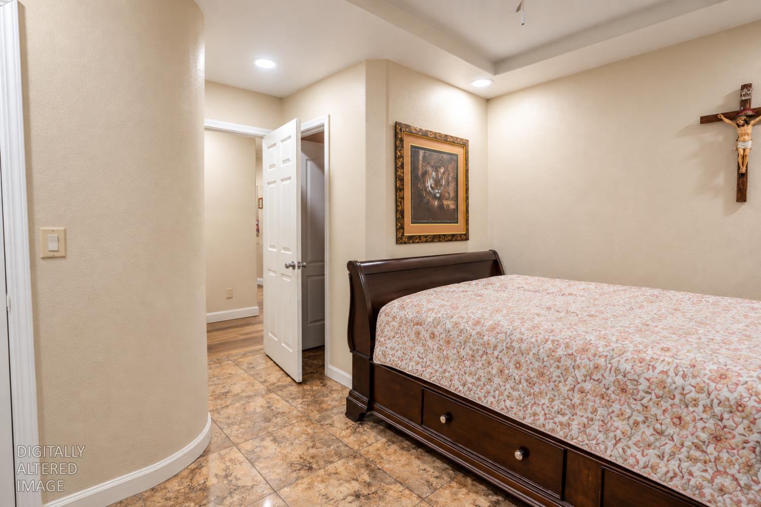 1645 Rose Ave, Merced, CA 95341