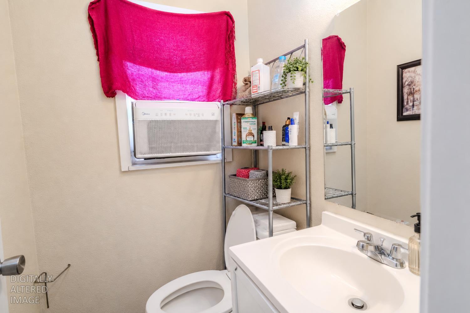 1645 Rose Ave, Merced, CA 95341