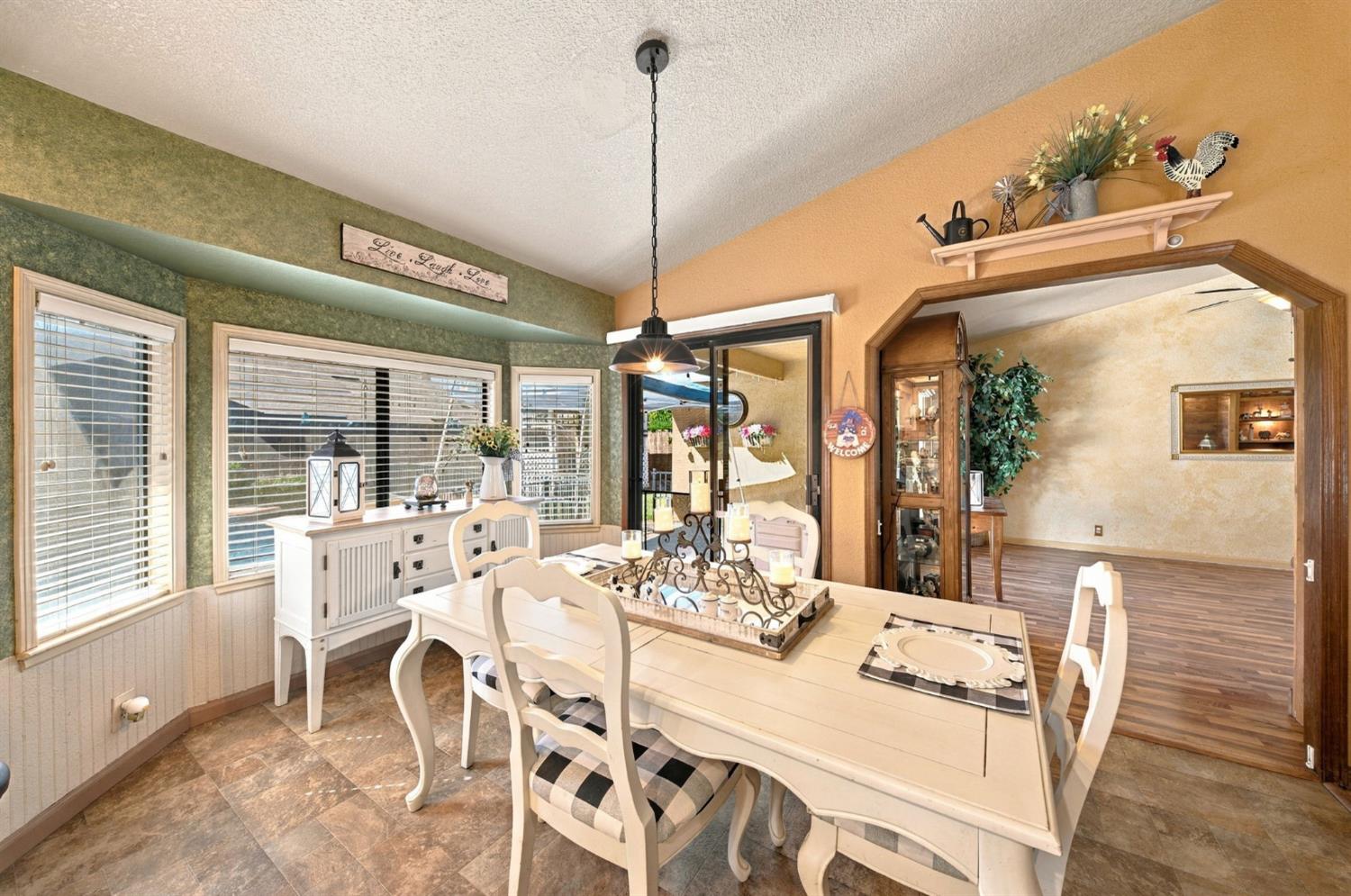 588 Carrigane Way, Manteca, CA 95337