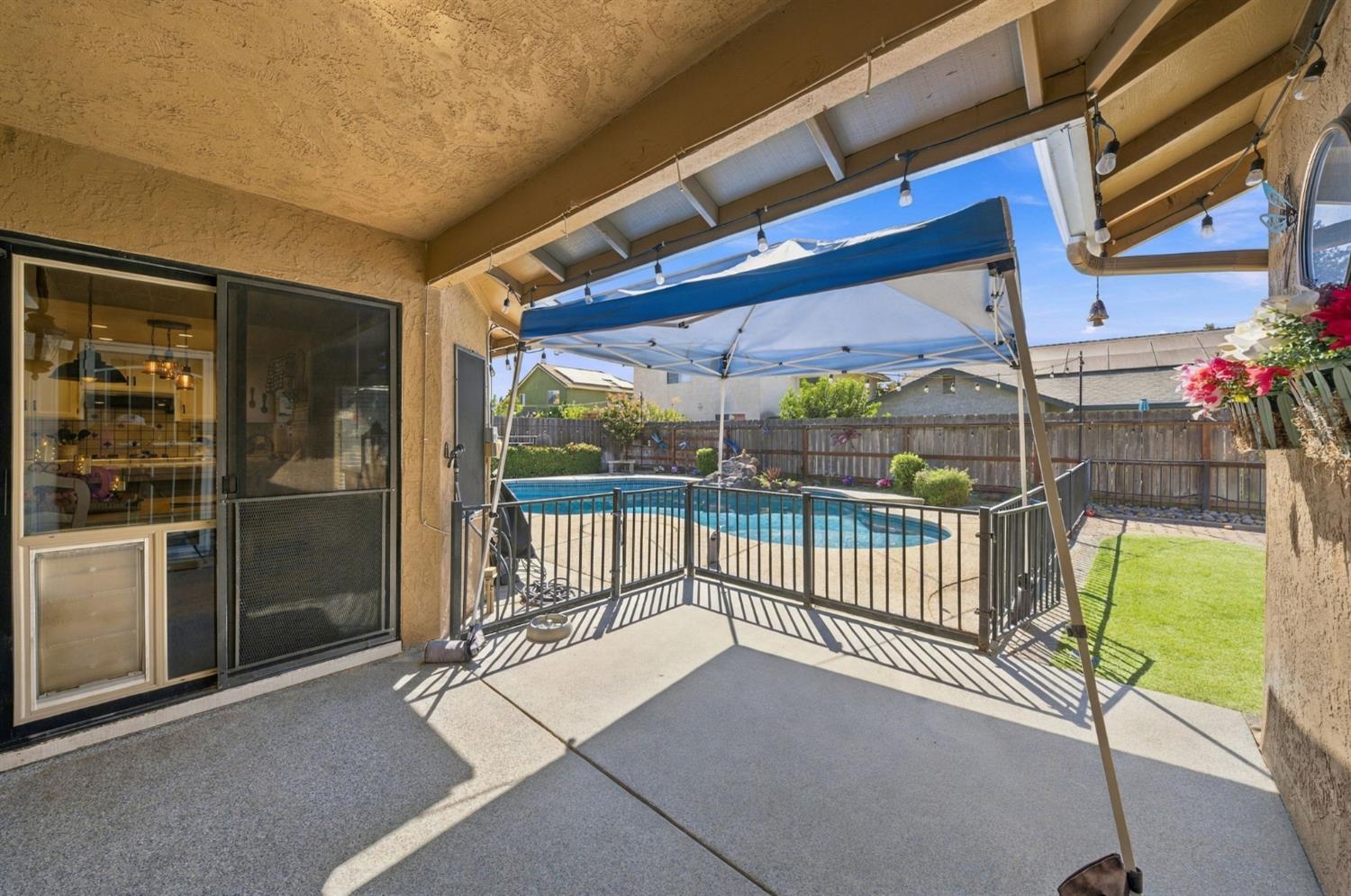 588 Carrigane Way, Manteca, CA 95337