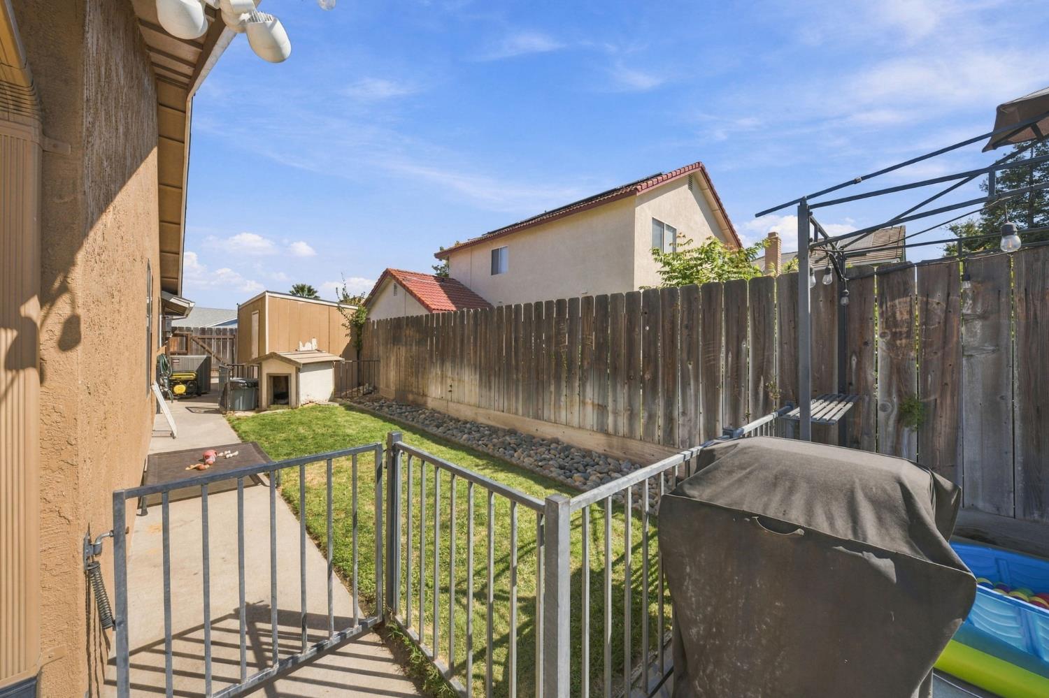 588 Carrigane Way, Manteca, CA 95337