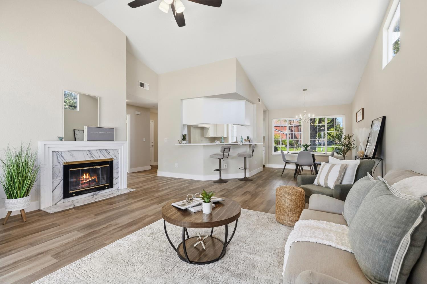 1422 Tawny Ln, Turlock, CA 95380