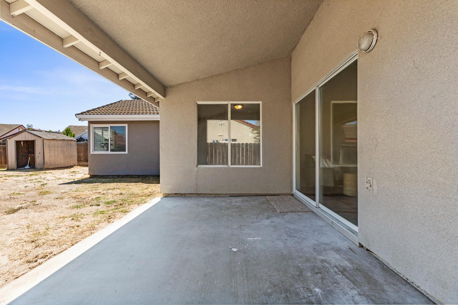 1422 Tawny Ln, Turlock, CA 95380