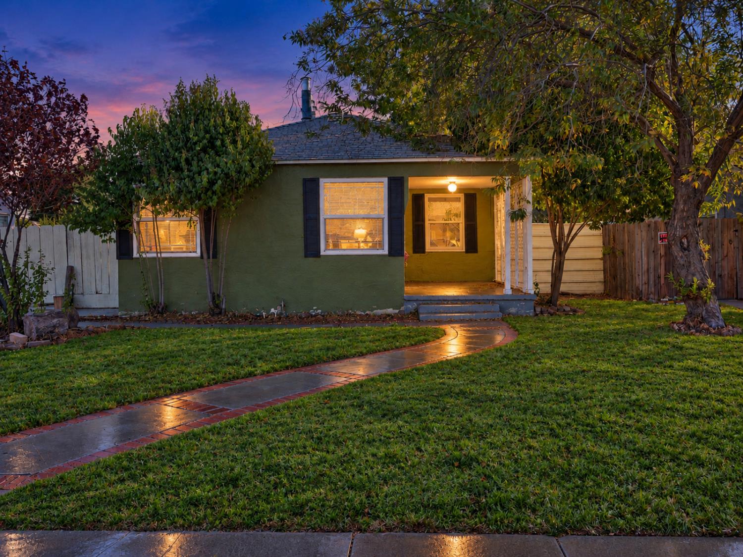 360 E 19th St, Merced, CA 95340