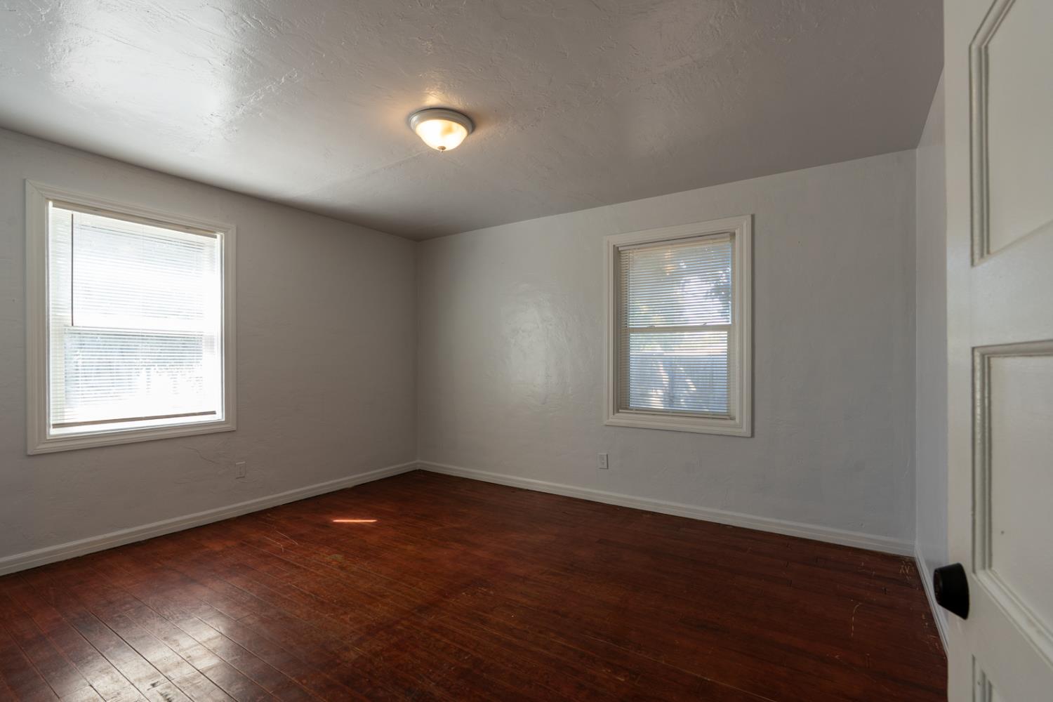 360 E 19th St, Merced, CA 95340